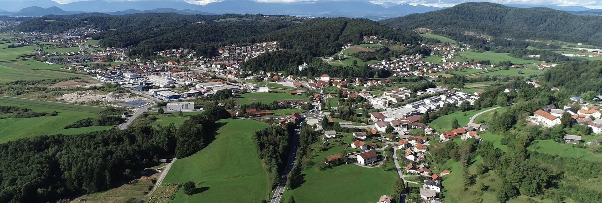 ŽUPAN IN OBČINSKA UPRAVA OBČINE ŠKOFLJICA